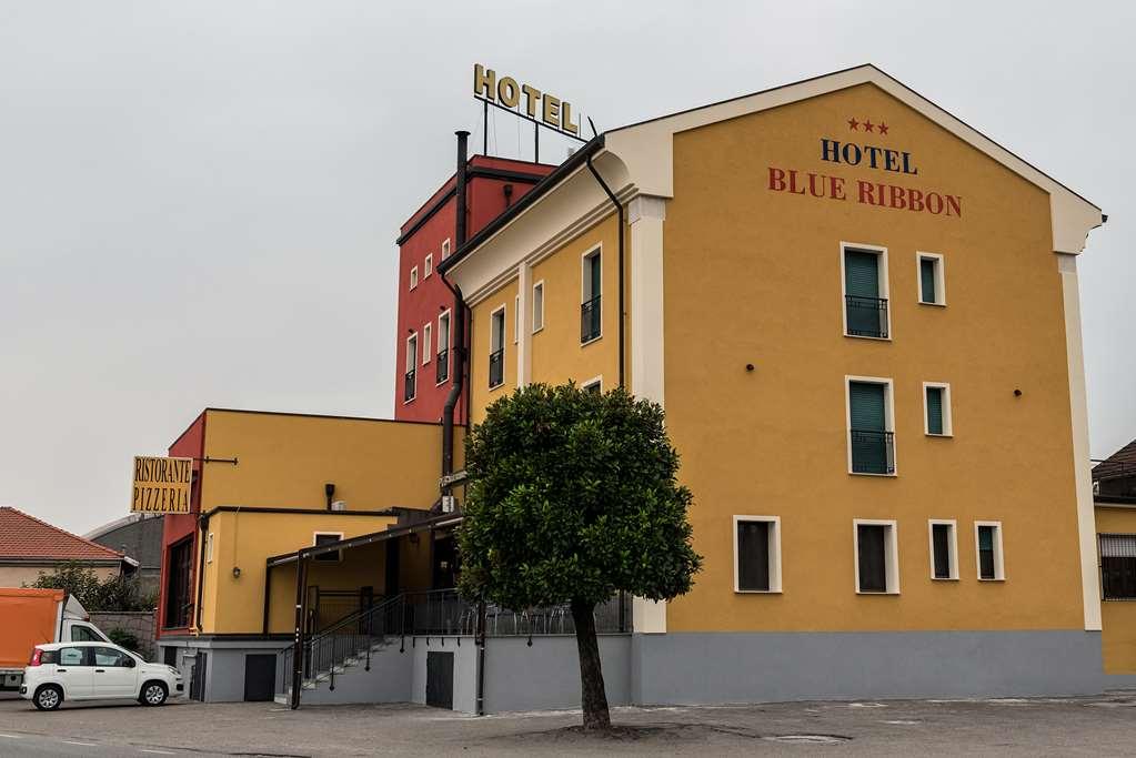 Hotel Blue Ribbon 베르첼리 외부 사진